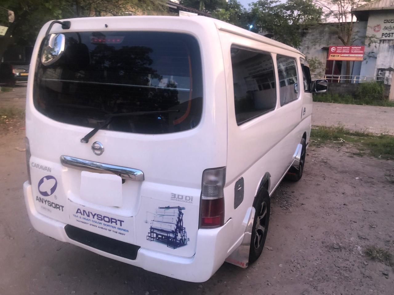Nissan Caravan E25 Van for Rent